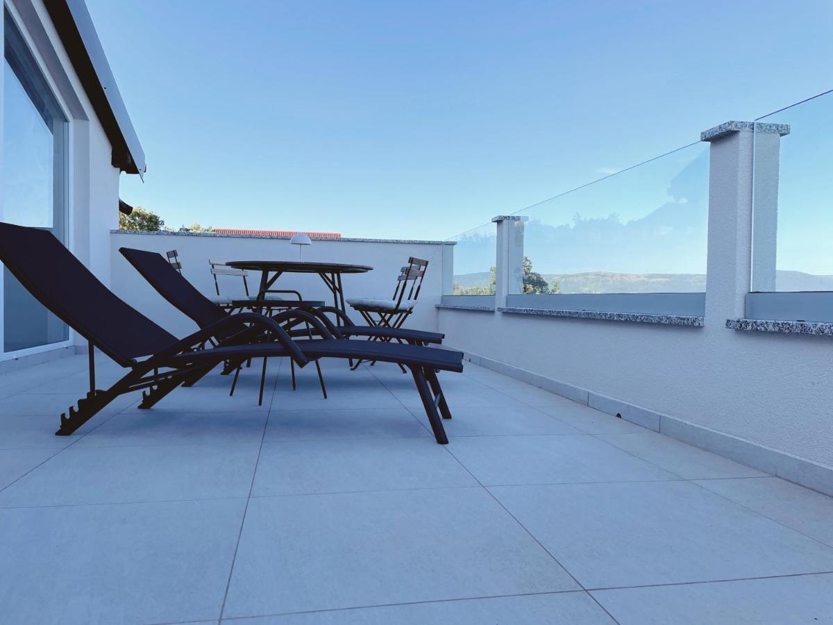 Apartment Seagreen Retreat Peruski Exterior photo